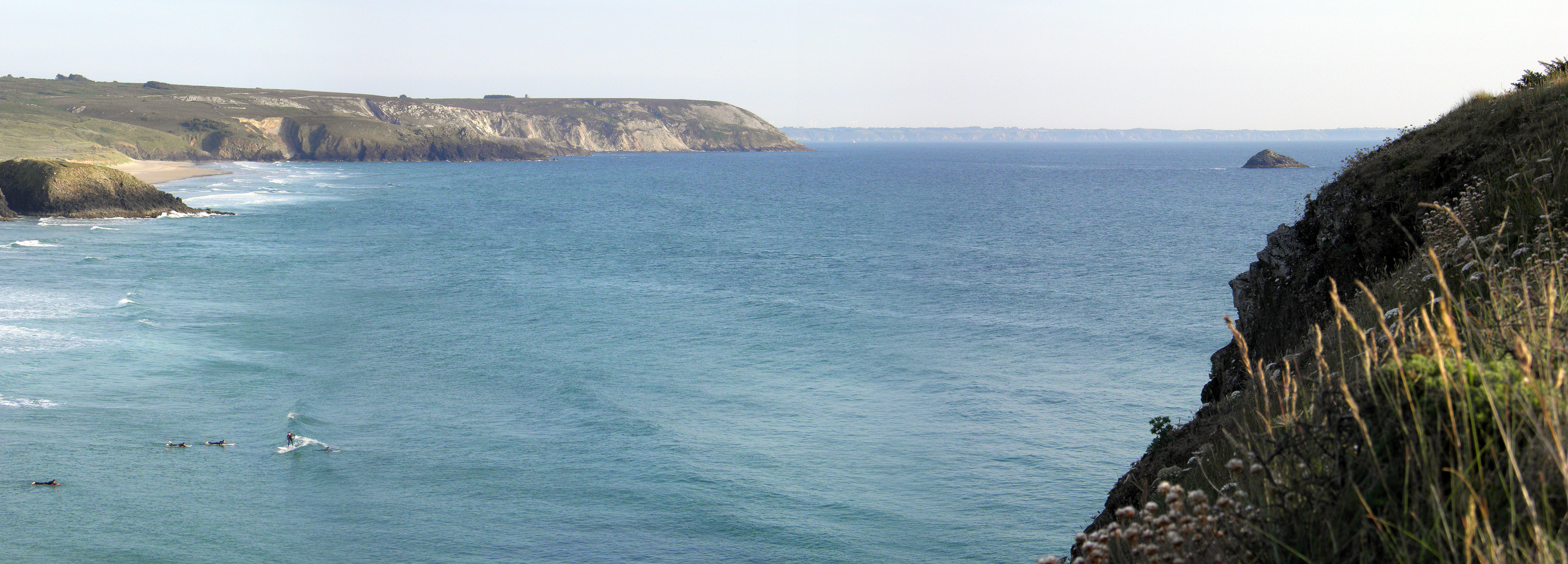 Lostmarc'h beach breaks Crozon Surf Spot 5/5
