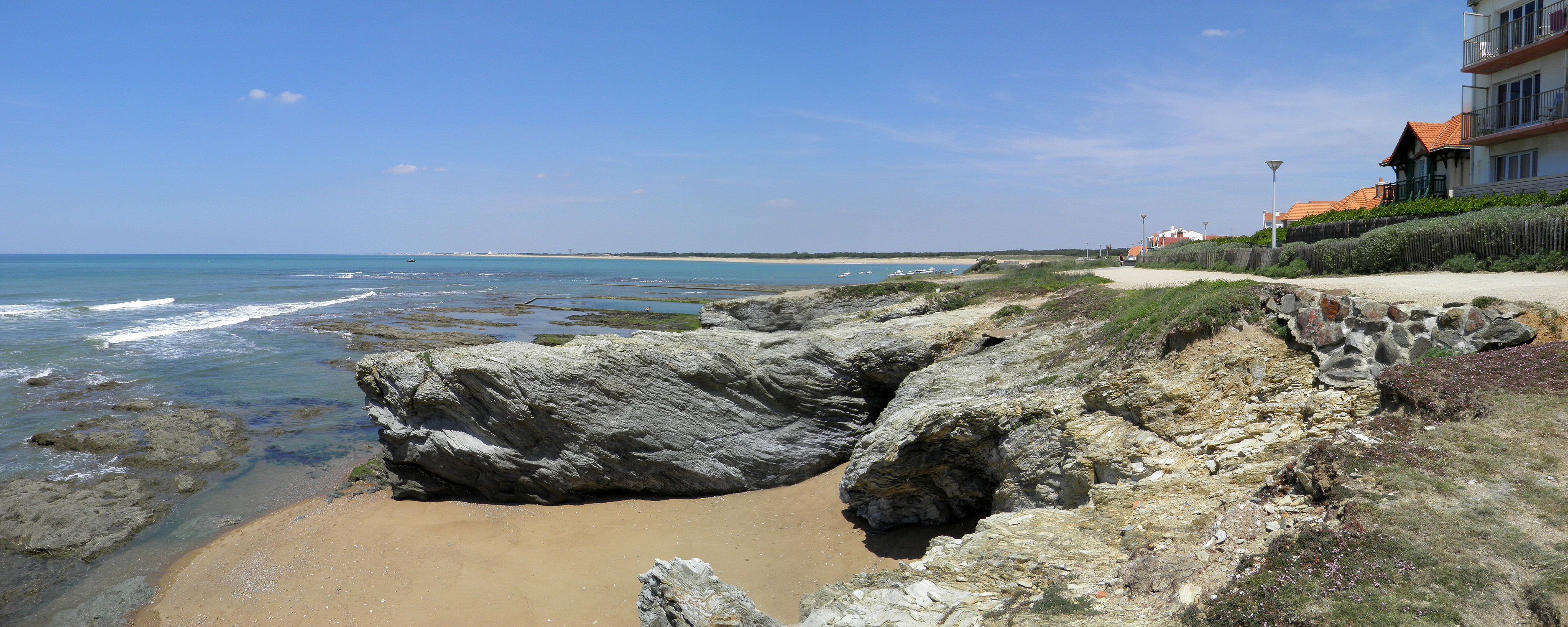 Les 5 pineaux reef breaks Saint Hilaire de Riez Surf Spot 3/5