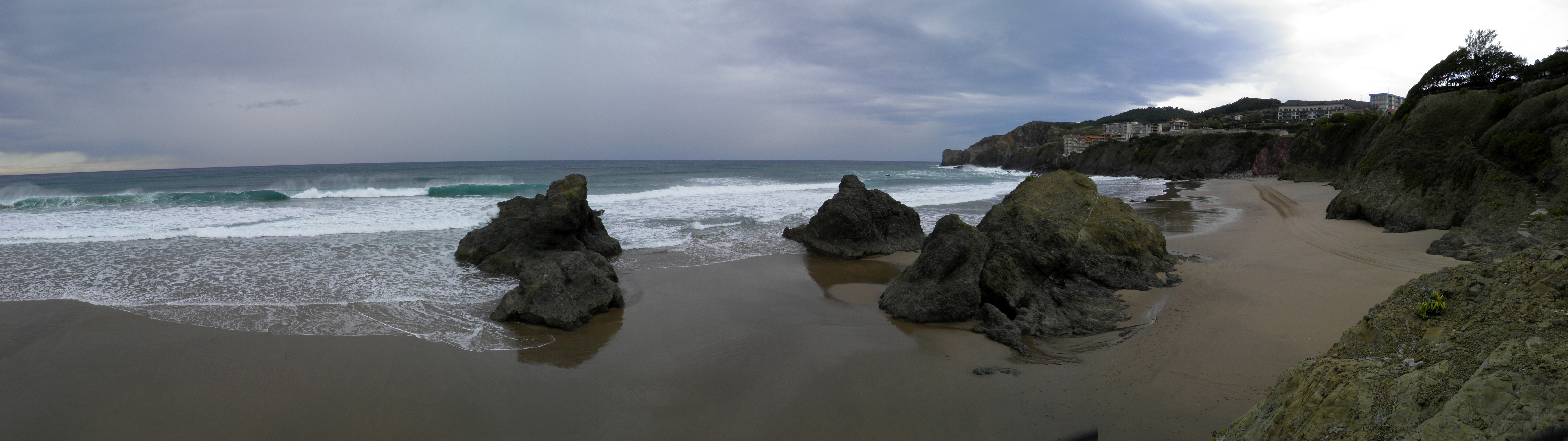 Bakio beach breaks Baquio Surf Spot 5/5