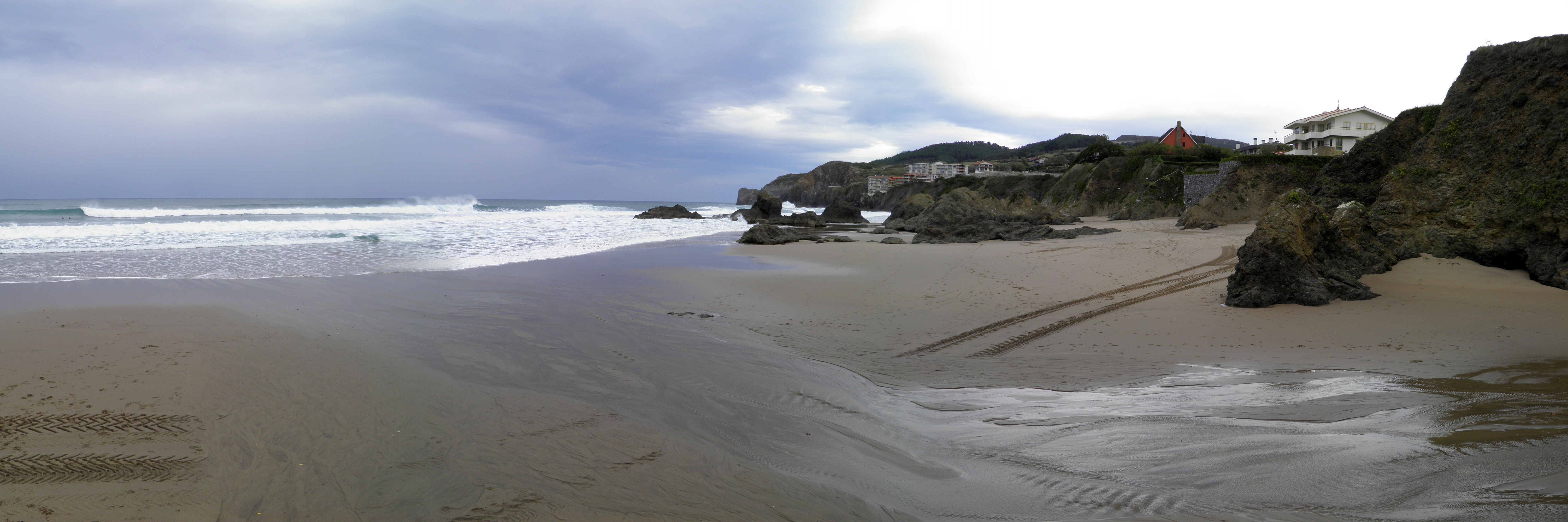Bakio beach breaks Baquio Surf Spot 5/5