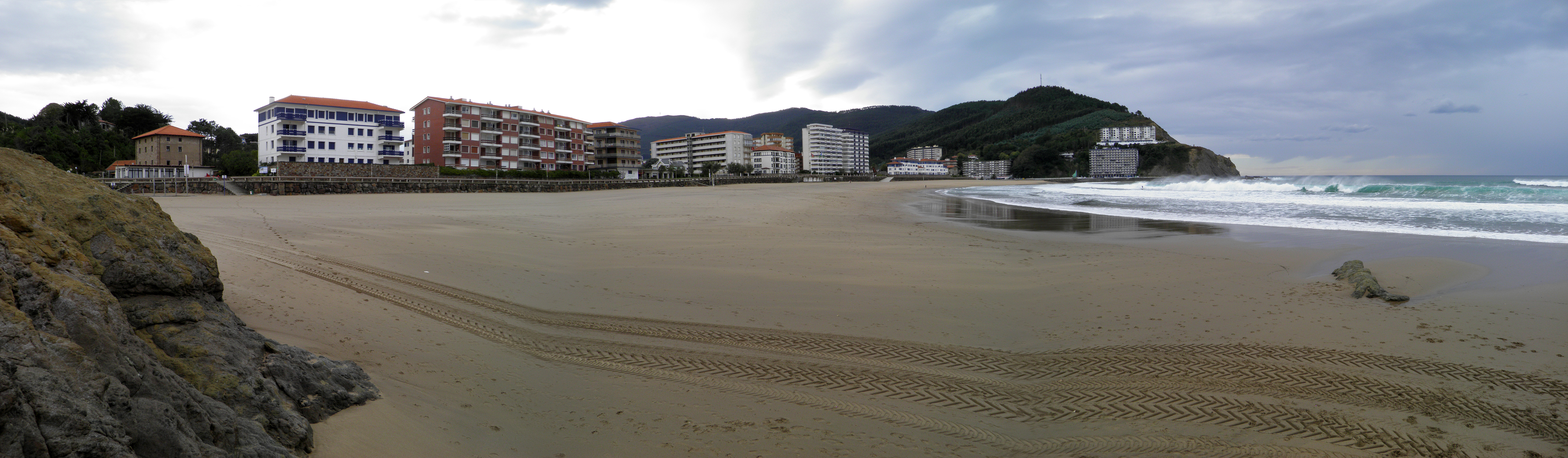 Bakio beach breaks Baquio Surf Spot 5/5
