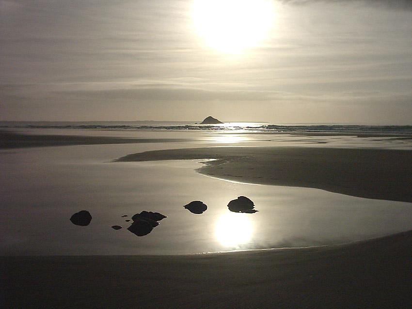 Lostmarc'h beach breaks Crozon Surf Spot 5/5