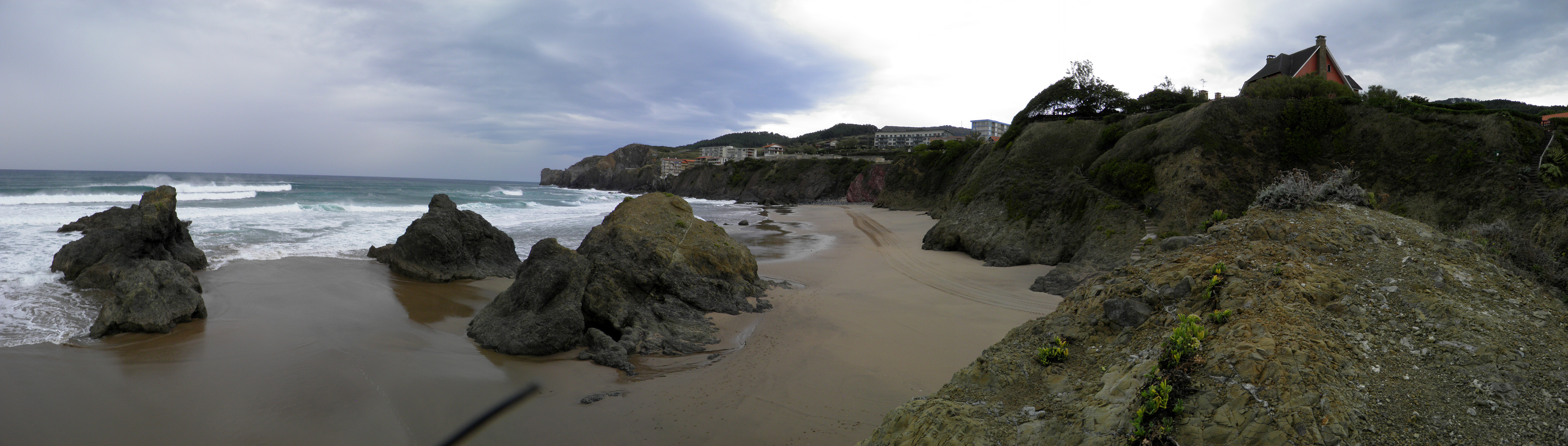 Bakio beach breaks Baquio Surf Spot 5/5