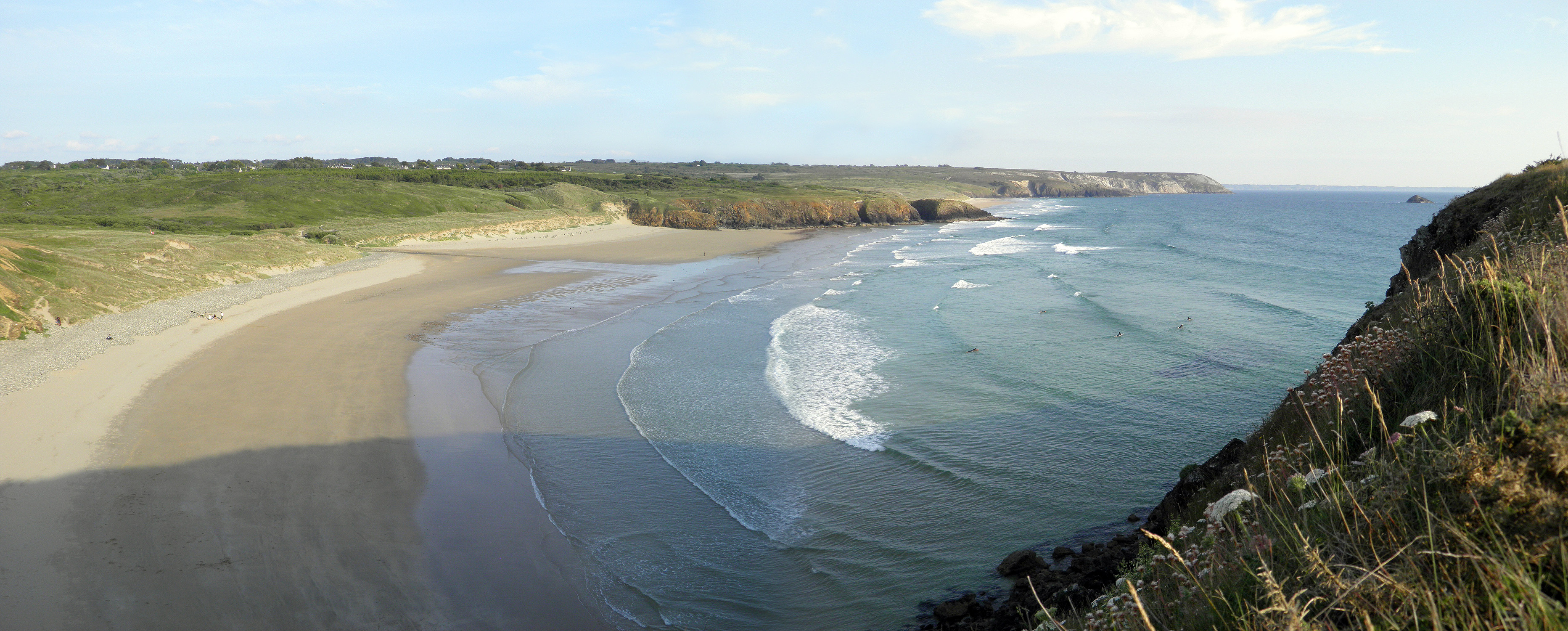Lostmarc'h beach breaks Crozon Surf Spot 5/5